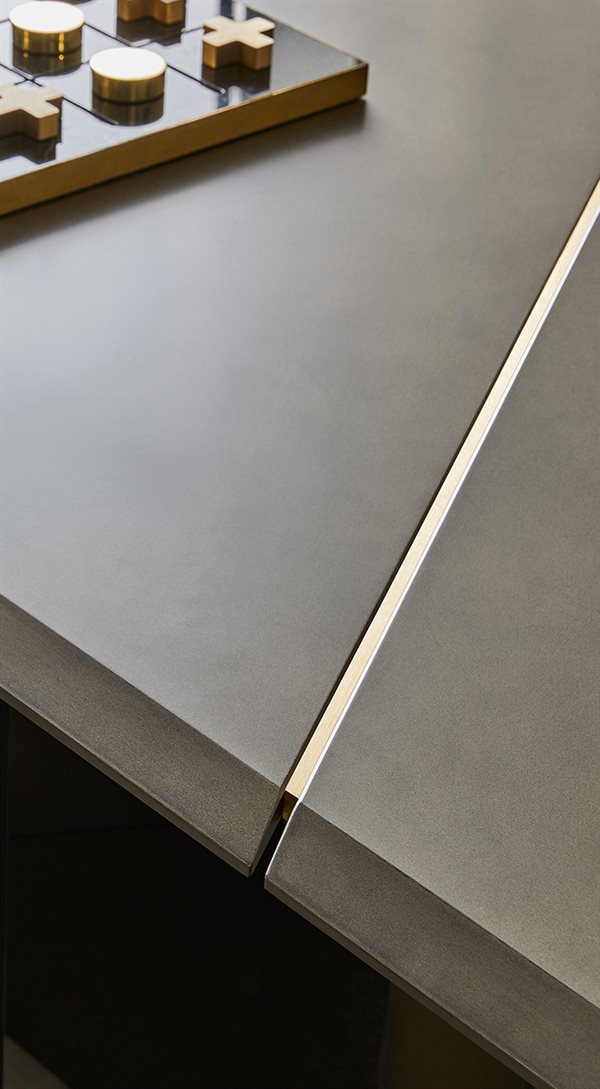 GallottiRadice_Platium-detail2_150RGB(1)